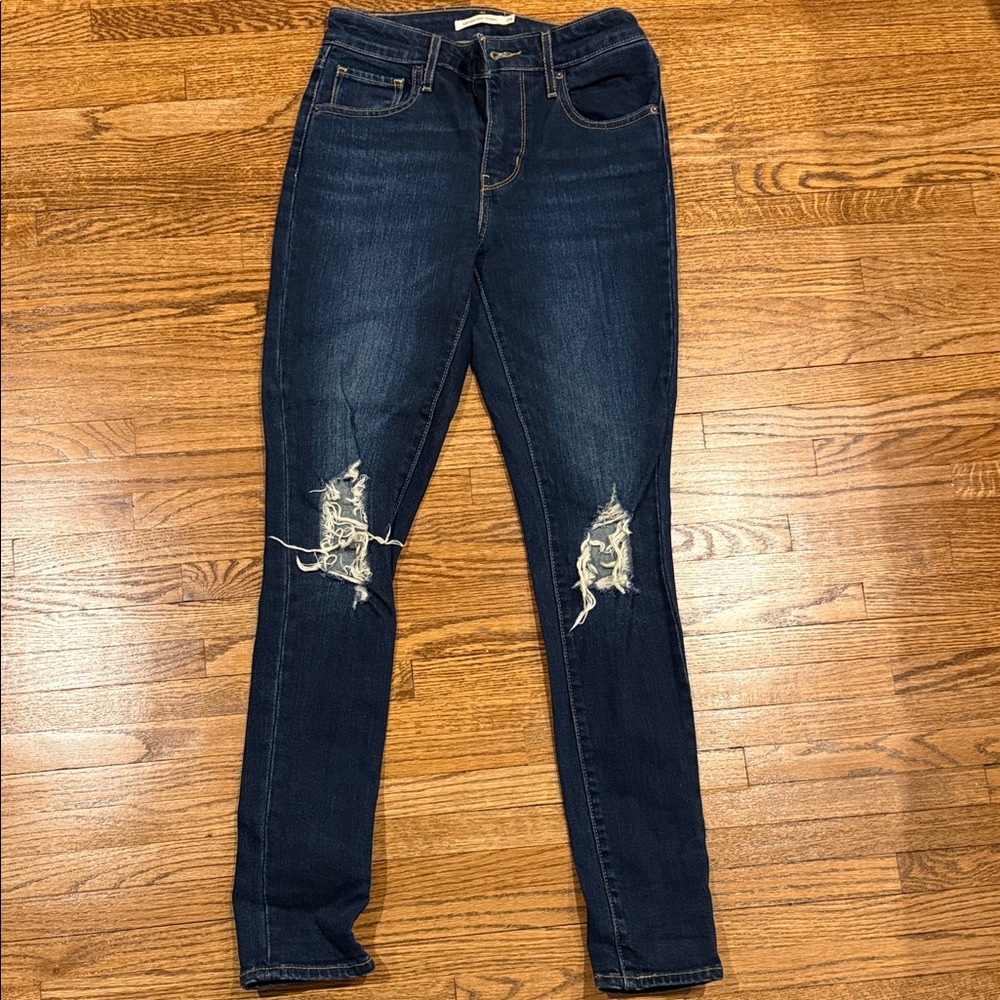 Levi’s 721 High Rise Skinny Jeans